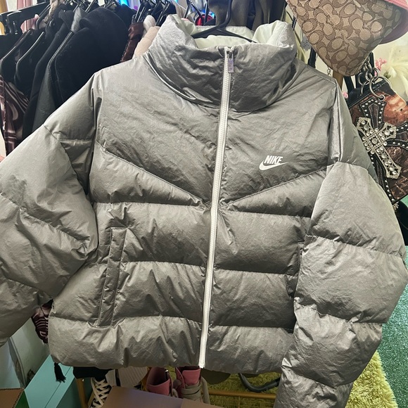 Nike puffer jacket